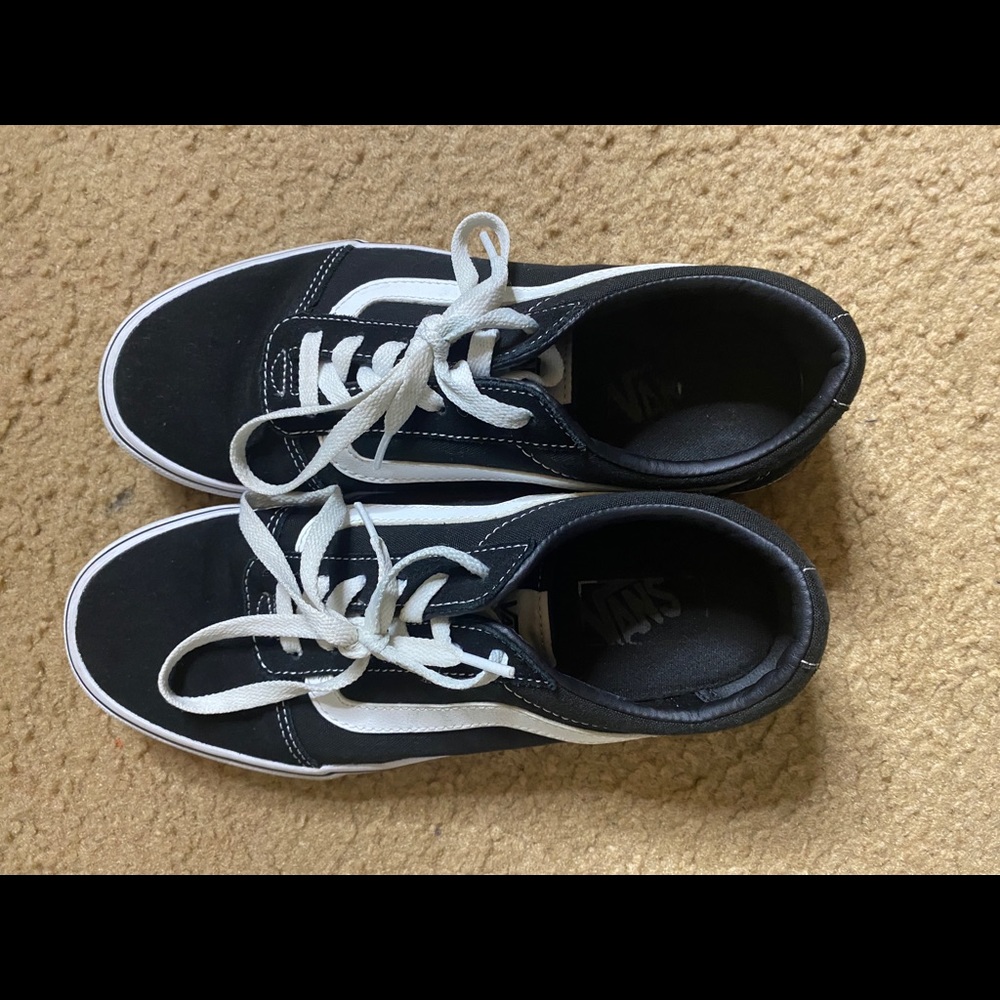 Black vans